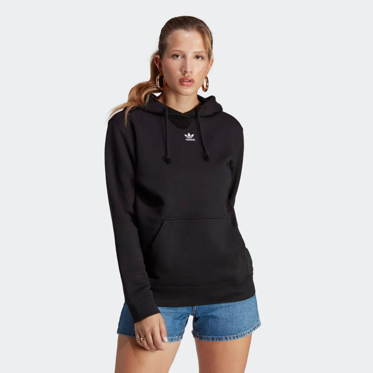 ia6420_3_apparel_on-model_standard-view_grey-huge-6657a18eecf6d
