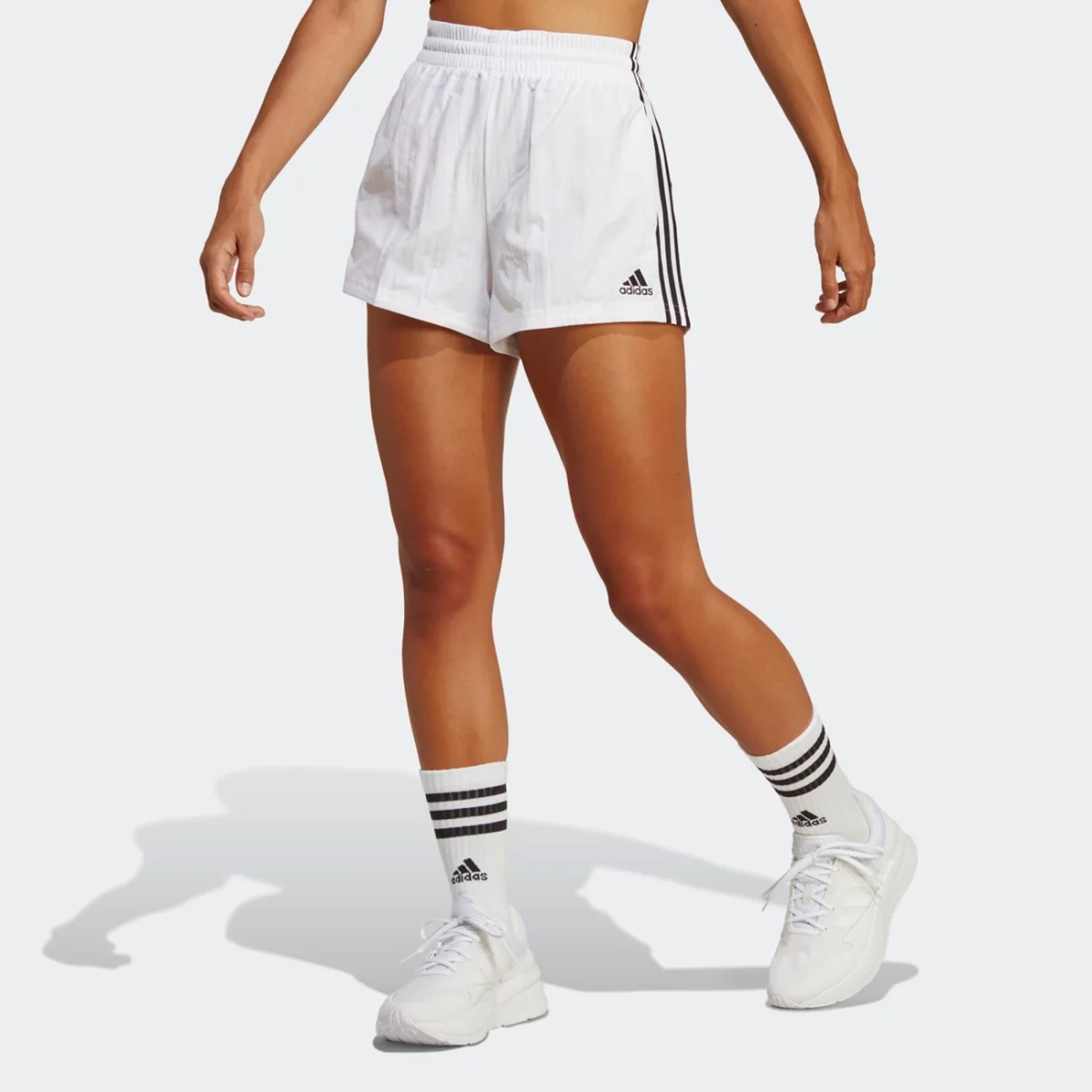 ha7154_3_apparel_on-model_standard-view_grey-huge-6657a74e11710