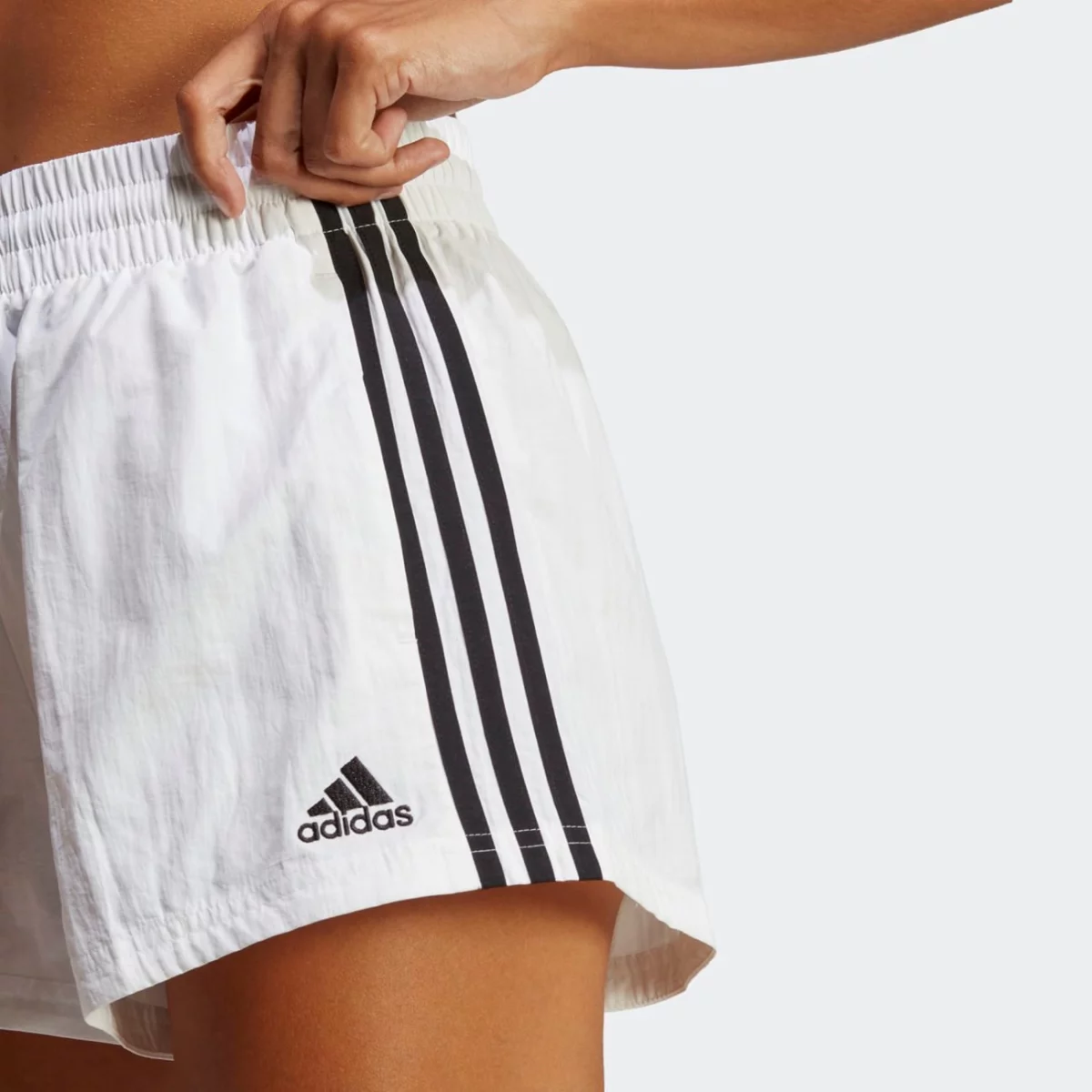 ha7154_6_apparel_on-model_detail-view-1_grey-huge-6657a75289a21