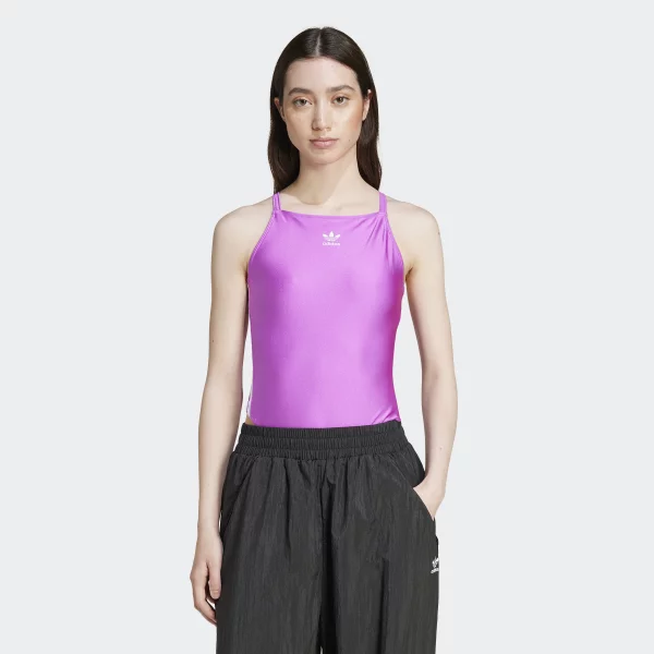 67861244006bfIY7297_3_APPAREL_On_Model_Standard_View_grey