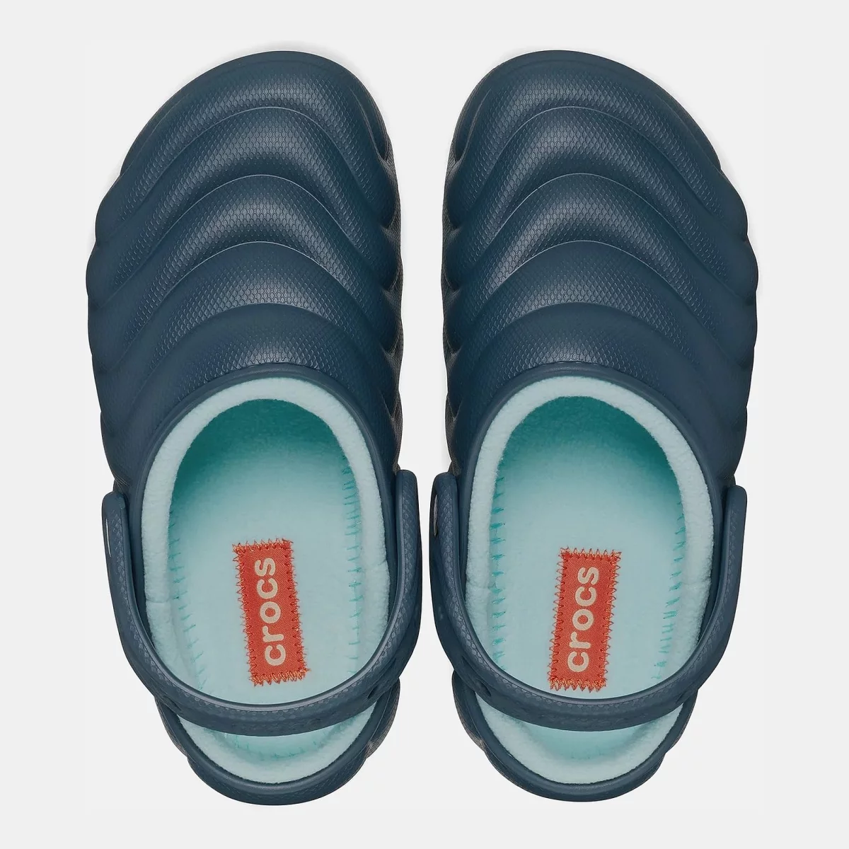 679b543596ad2crocs_pantophles_classic_lined_overpuff_clog_210059_mple_0000304506369_4_
