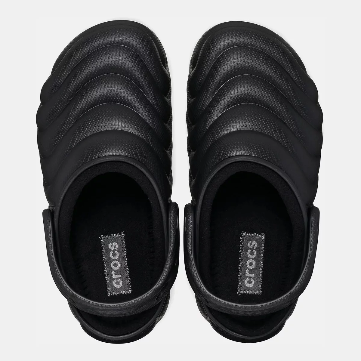 679b4e24be72ecrocs_pantophles_classic_lined_overpuff_clog_210059_mauro_0000304506345_4_