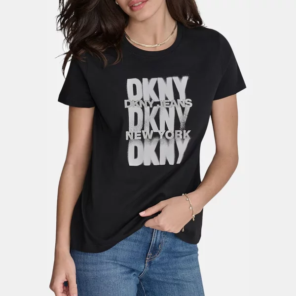 6791fdd8b1f4b20240705103006_dkny_logo_gynaikeia_mplouza_kontomaniki_mayri_dj4t1170_bkv