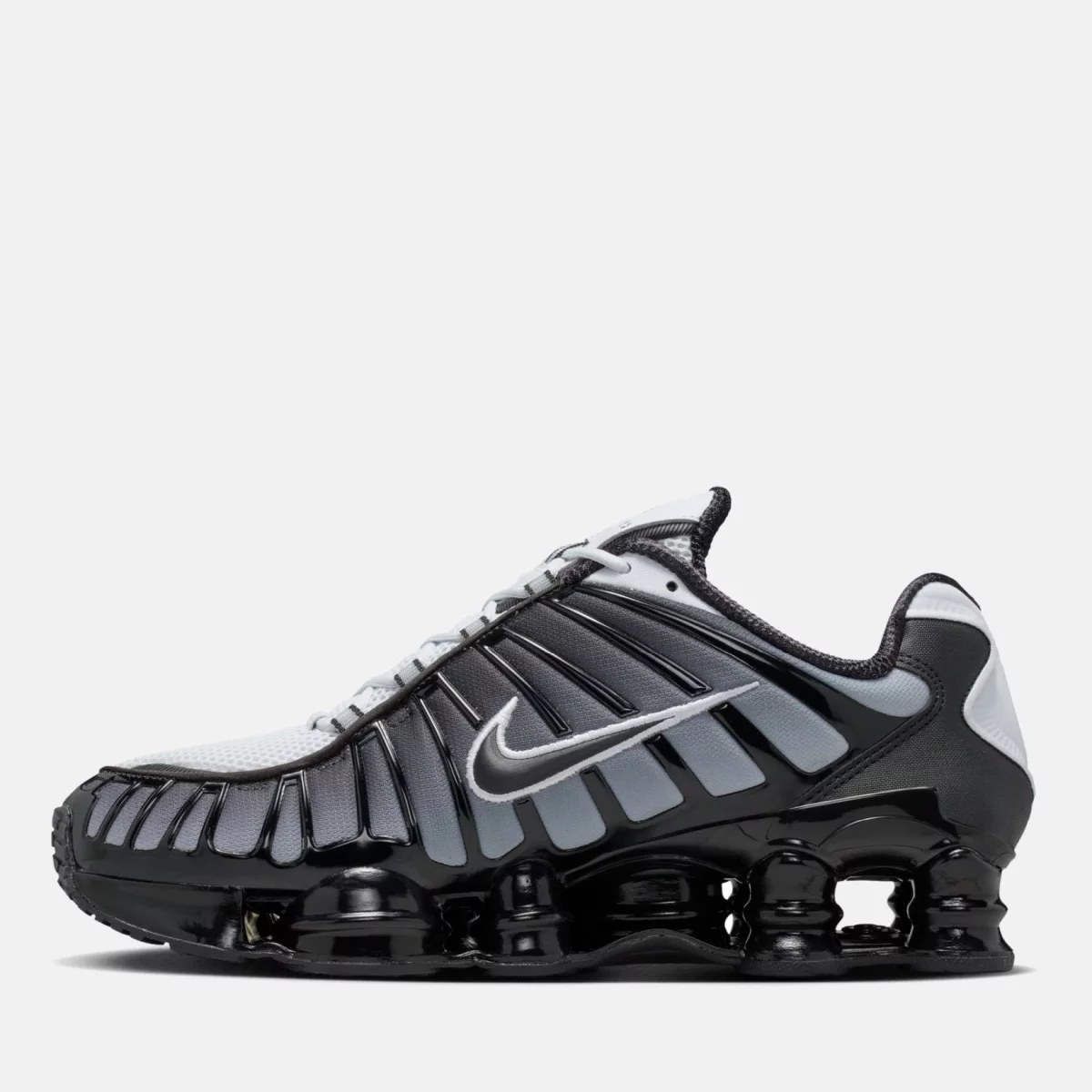 698c3aab40e0bnike_shox_TL_andrika_sneakers_6_