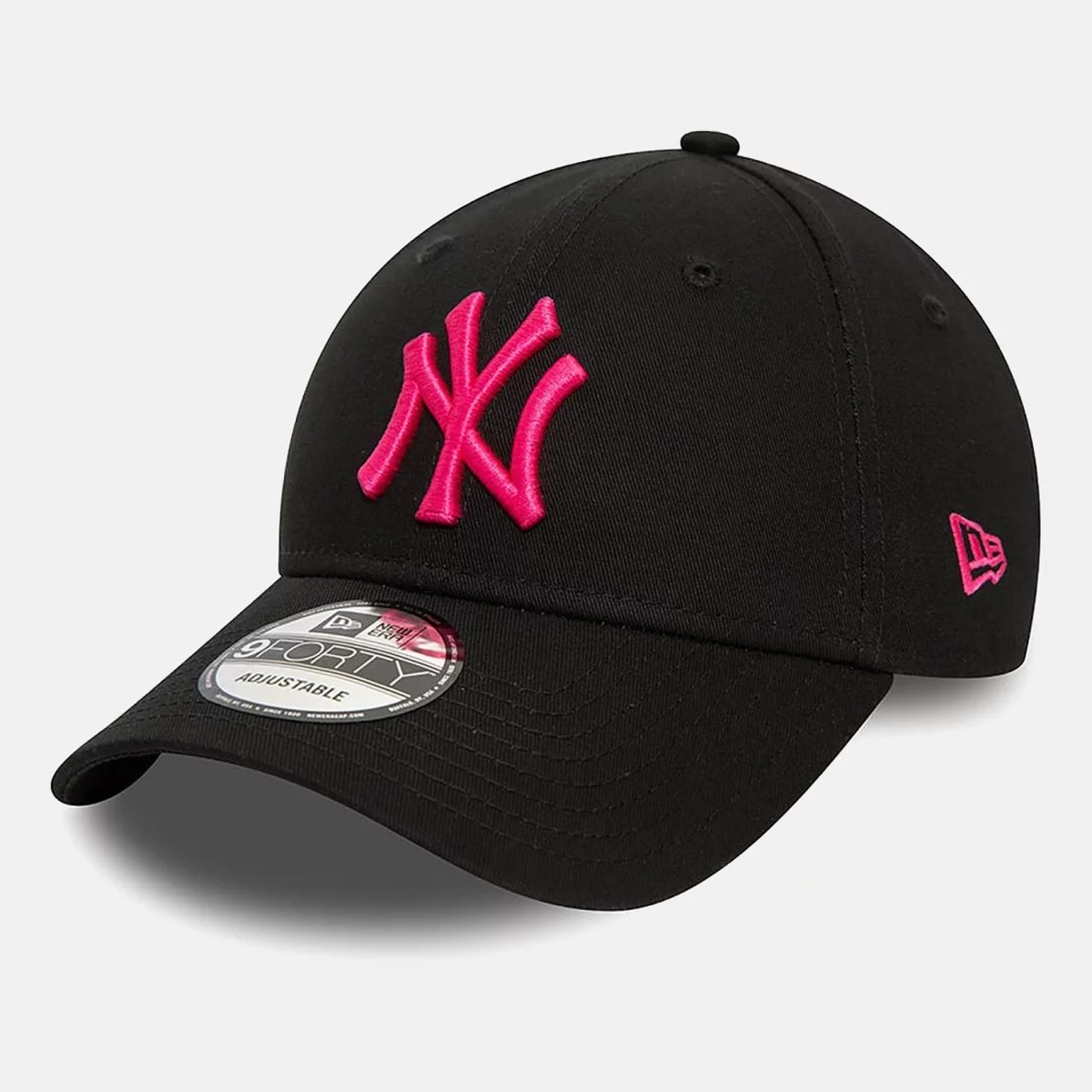 6784fa76a5f5enew_york_yankees_league_essential_black_9forty_adjustable_cap_60503372_left
