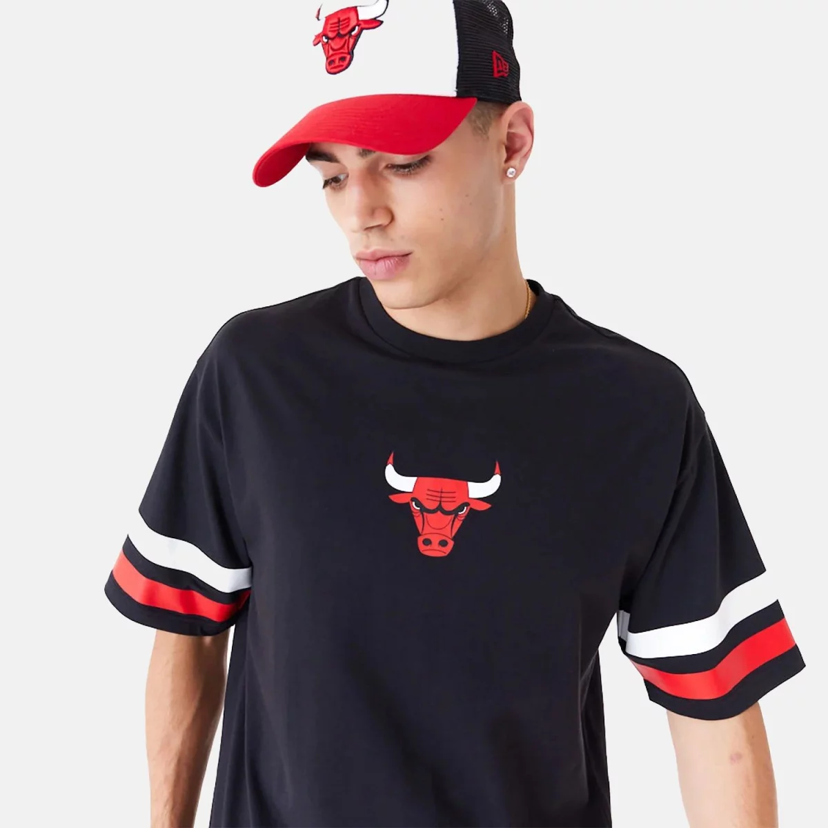 6784fef2d654fchicago_bulls_nba_arch_graphic_black_oversized_t_shirt_60502589_6
