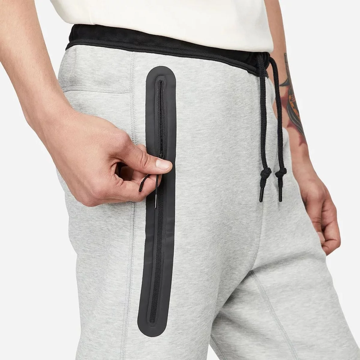 67a9fe133e63bnike_m_nk_tch_flc_jggr_2_