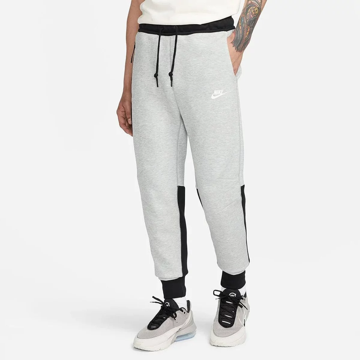 67a9fe18c02c7nike_m_nk_tch_flc_jggr