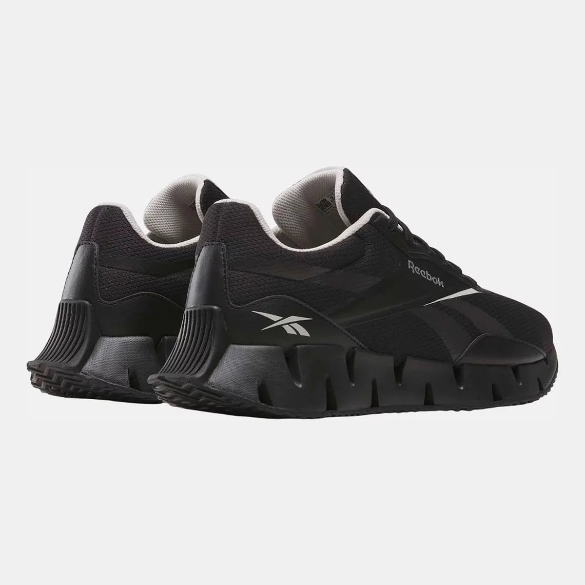 67a3475e89354reebok_zig_dynamica_str_shoes_25351800_57096036_2048_Photoroom