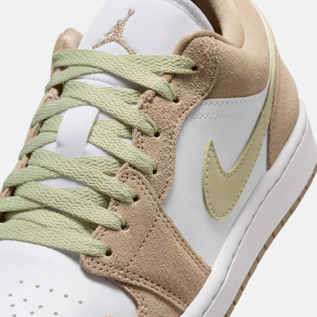 Jordan - Air Jordan 1 Low Γυναικεία Sneakers - BROWN-WHIT (0165)