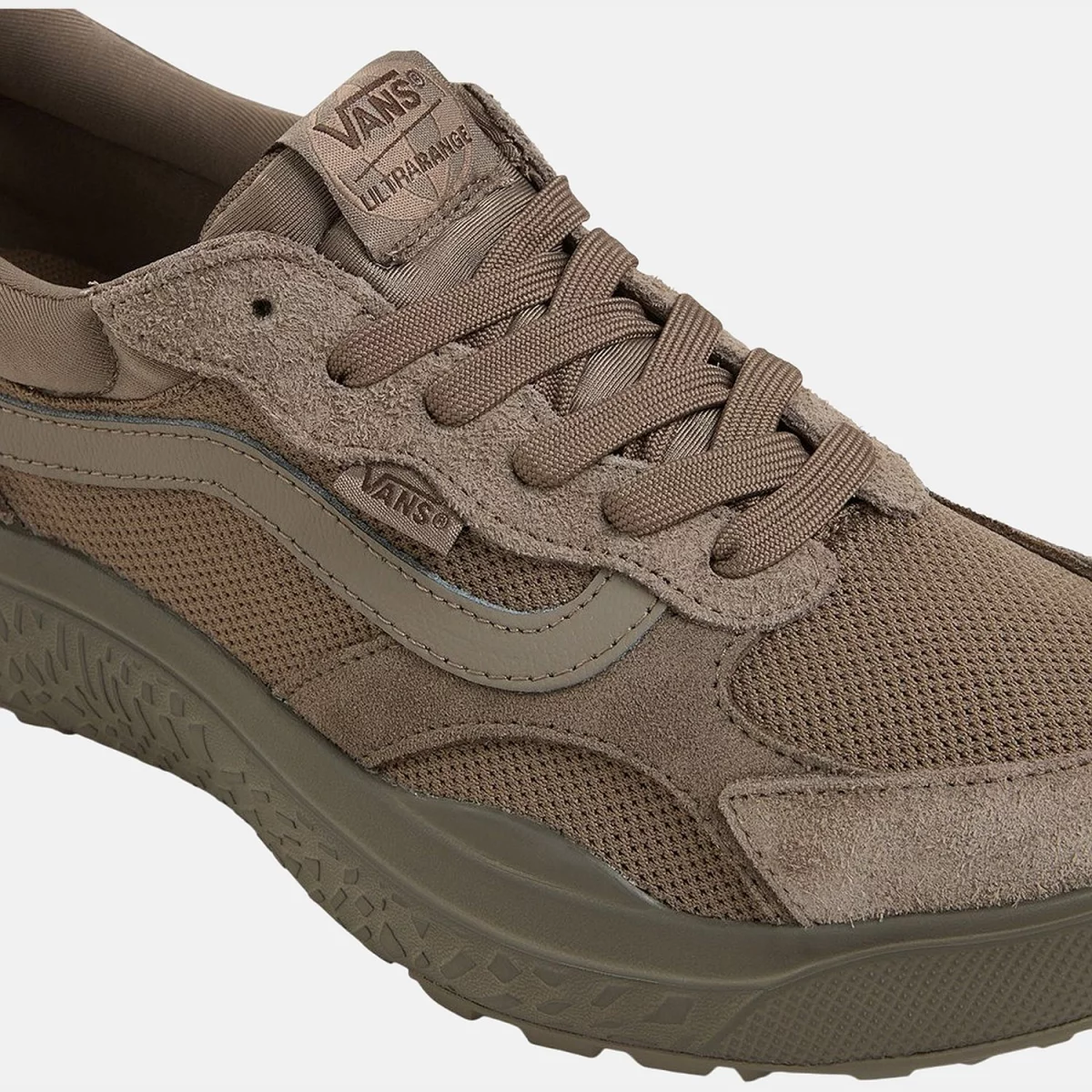 67a4939671193vans_mte_ultrarange_neo_vr3_mono_3_Photoroom