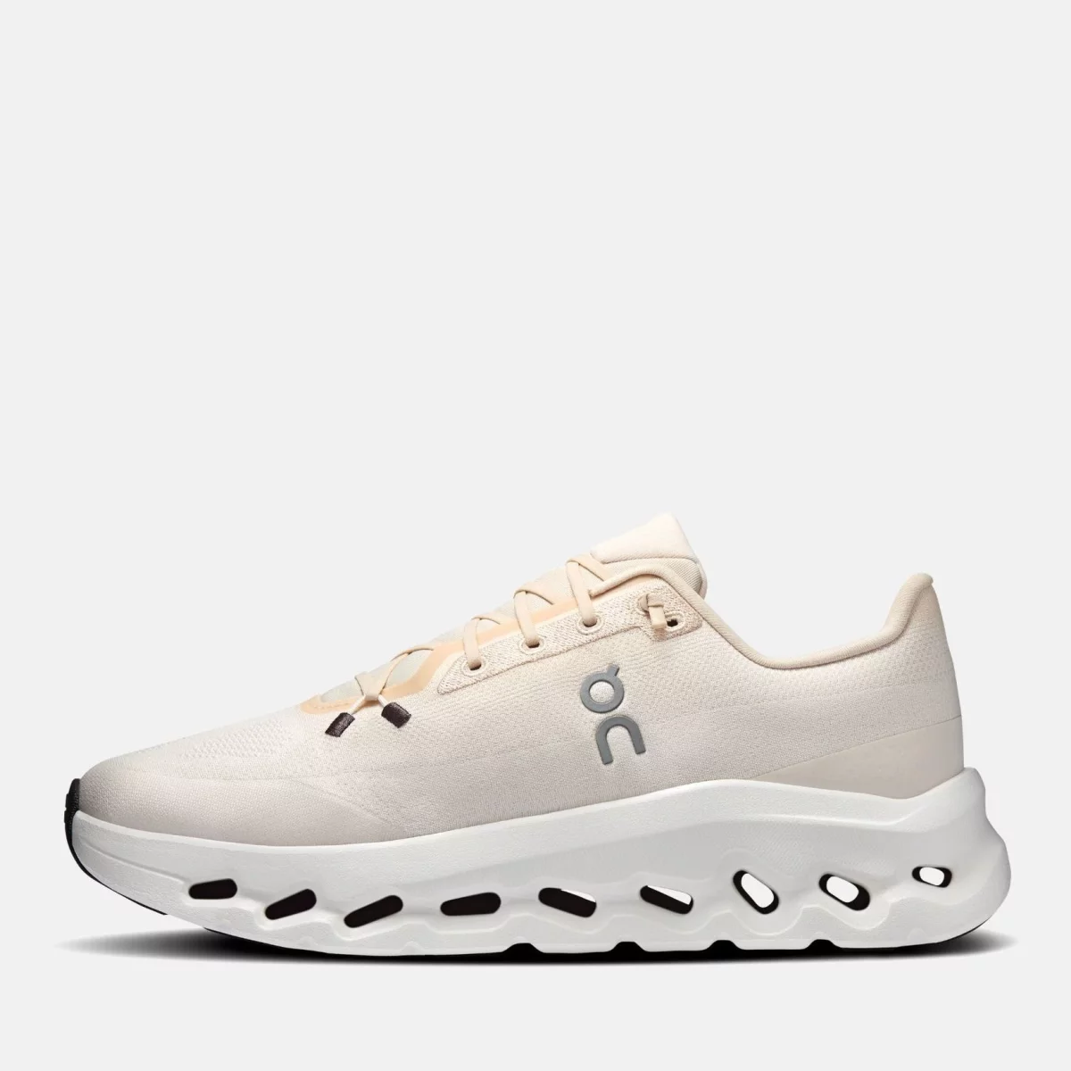 69ce1d35aa98dOn_Cloudtilt_andrika_sneakers_2_