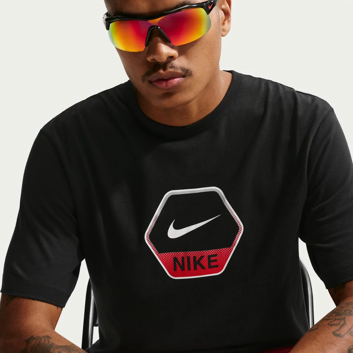 6993078cb831bnike_sportswear_andriko_t_shirt_3_