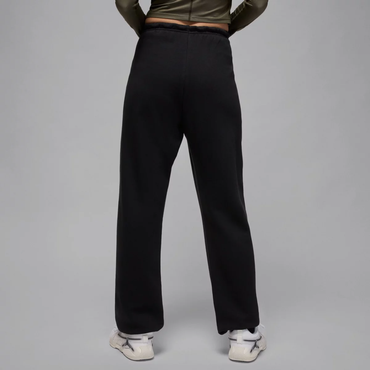 699d89f1129d9jordan_sport_crossover_gynaikeio_panteloni_formas_4_