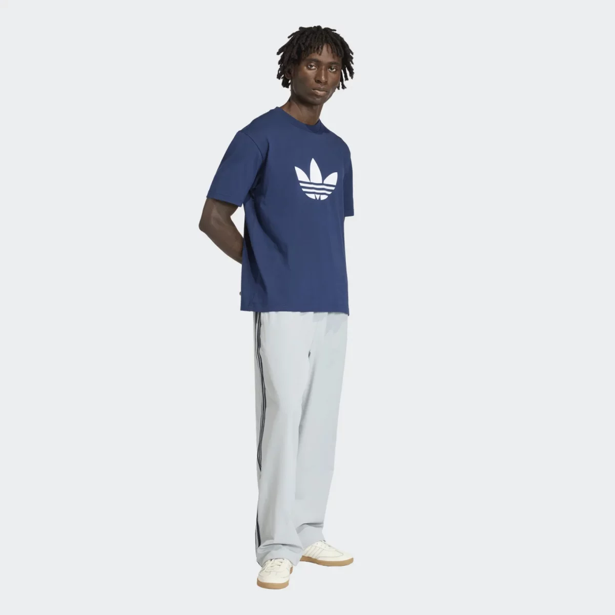 697b42465b4adadidas_Originals_adicolor_trefoil_andriko_t_shirt_4_