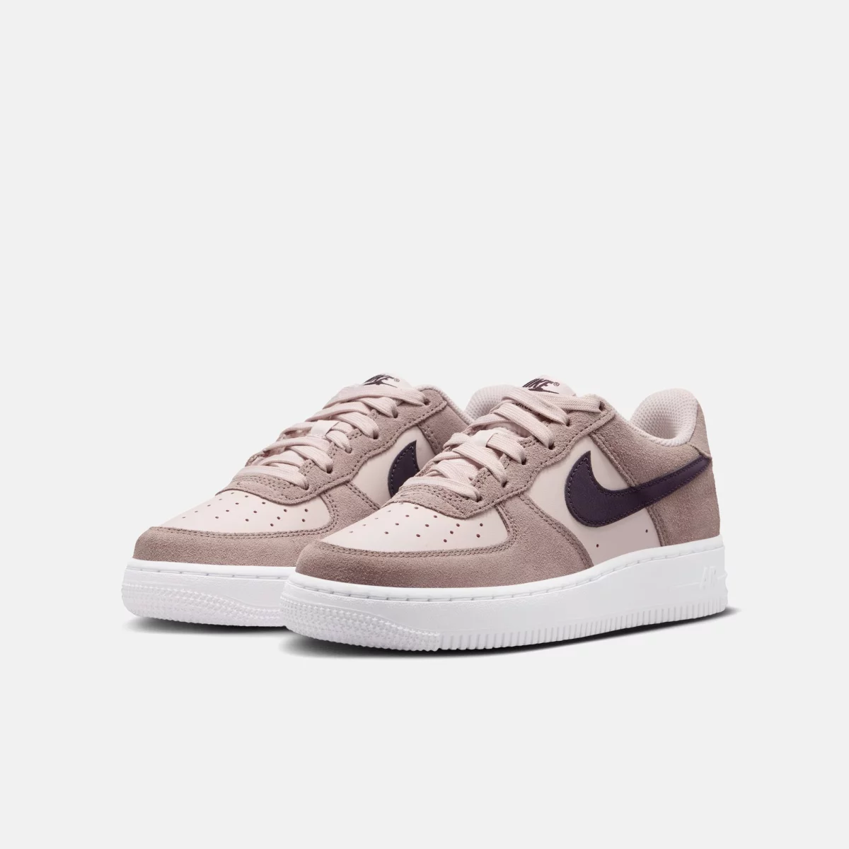 698c696386419nike_air_force_1_essential_paidika_sneakers_3_