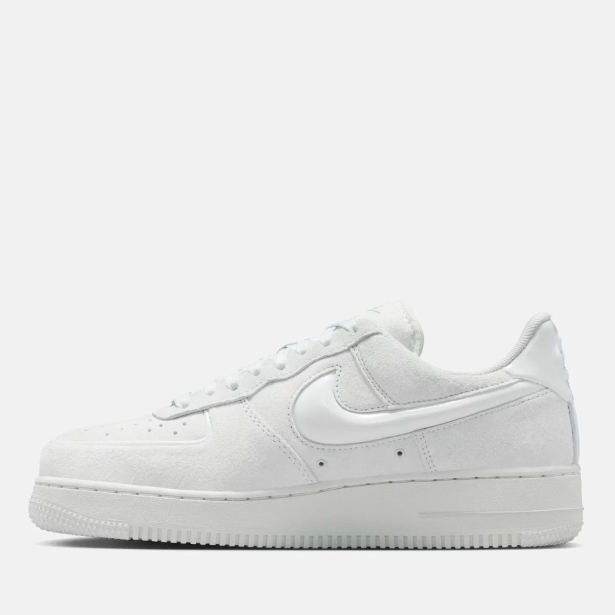 698c5a524f6cdnike_air_force_1_07_gynaikeia_sneakers_6_