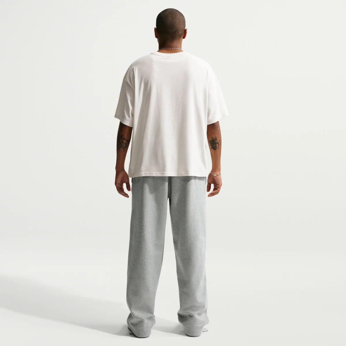 699d7df0c3b37nike_life_andriko_t_shirt_4_