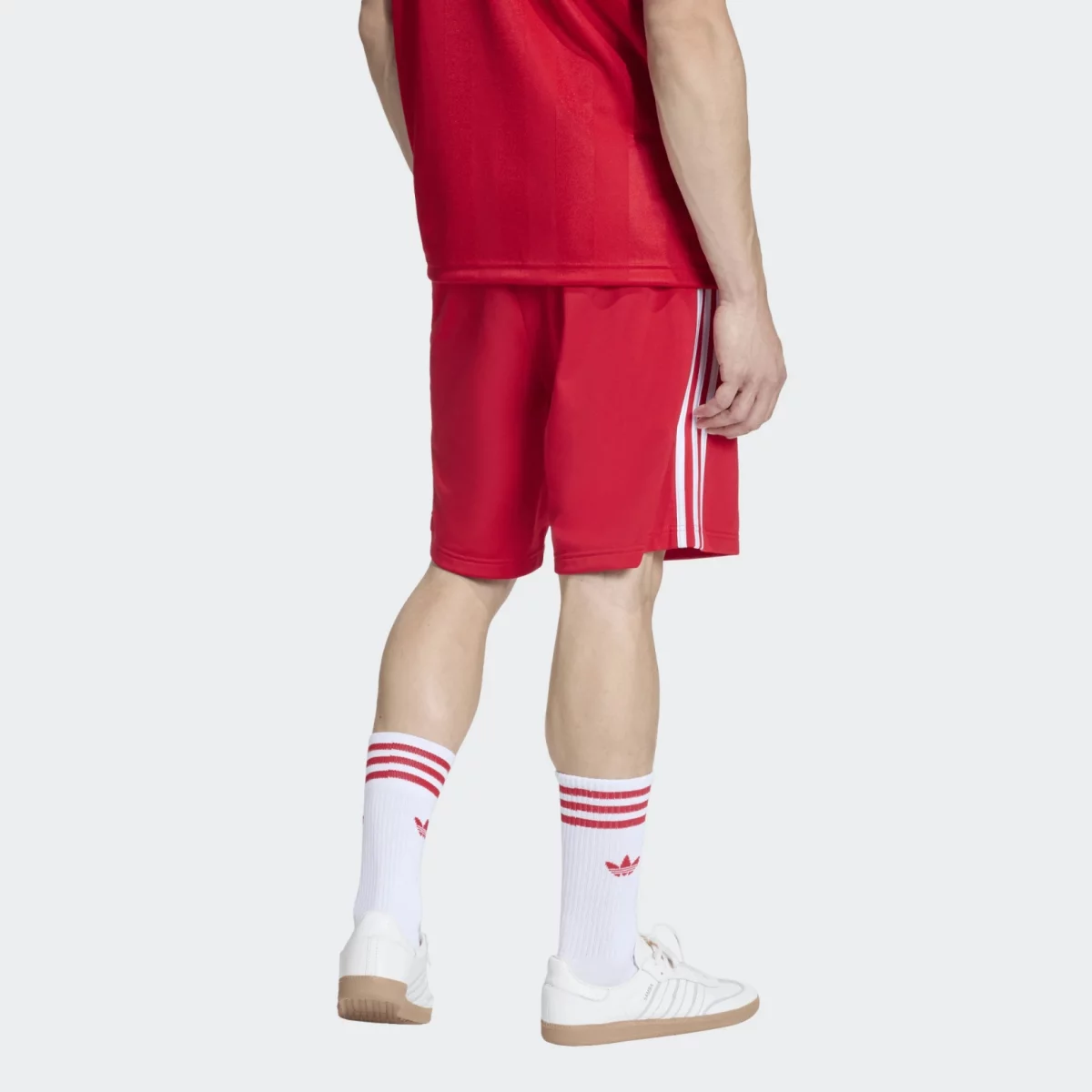 69bd52d82187fadidas_Originals_Sprinter_andriko_shorts_2_
