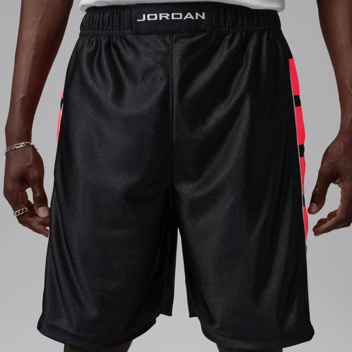 69b915c1915a3Jordan_Brooklyn_Cat_Scratch_andriko_shorts_2_