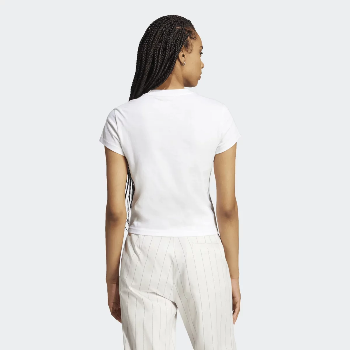 697c72470c591adidas_Originals_essentials_slim_gynaikeio_t_shirt_2_