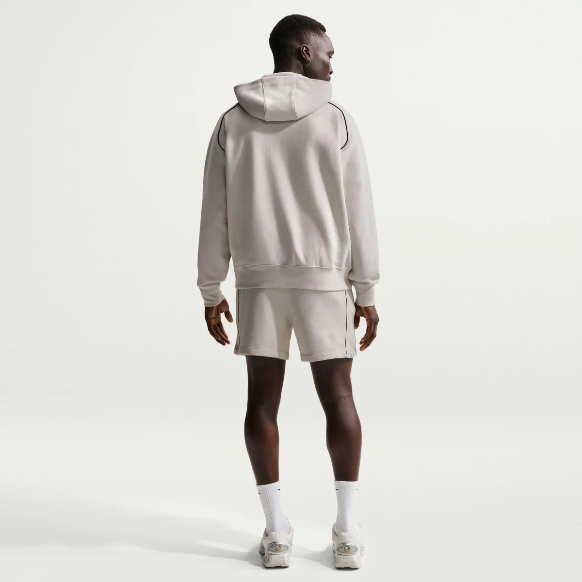 69986ae82bcf6nike_sportswear_air_fleece_andriko_shorts_3_