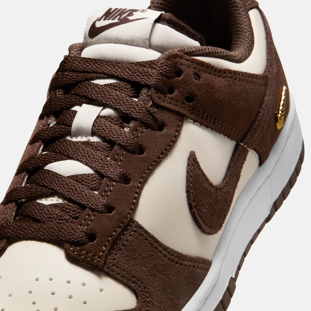 698c4ebd367d7nike_dunk_low_SE_gynaikeia_sneakers_2_