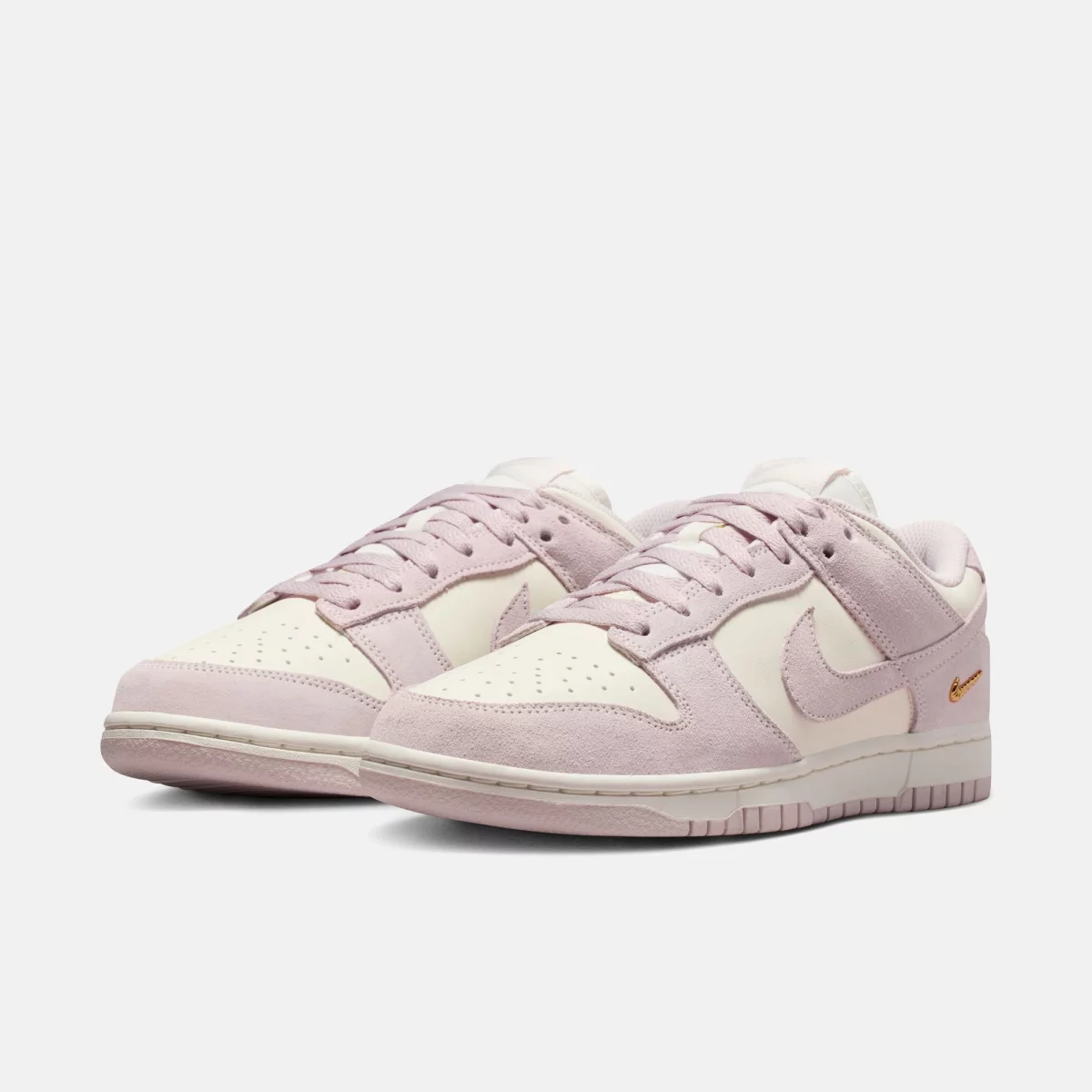 698c50cd781e7nike_dunk_low_SE_gynaikeia_sneakers_3_