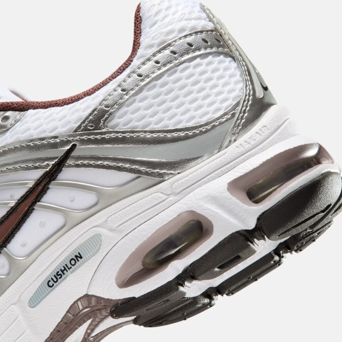 Nike - Nike Air Max Moto 2K Γυναικεία Sneakers - SILV-WHITE (0092)