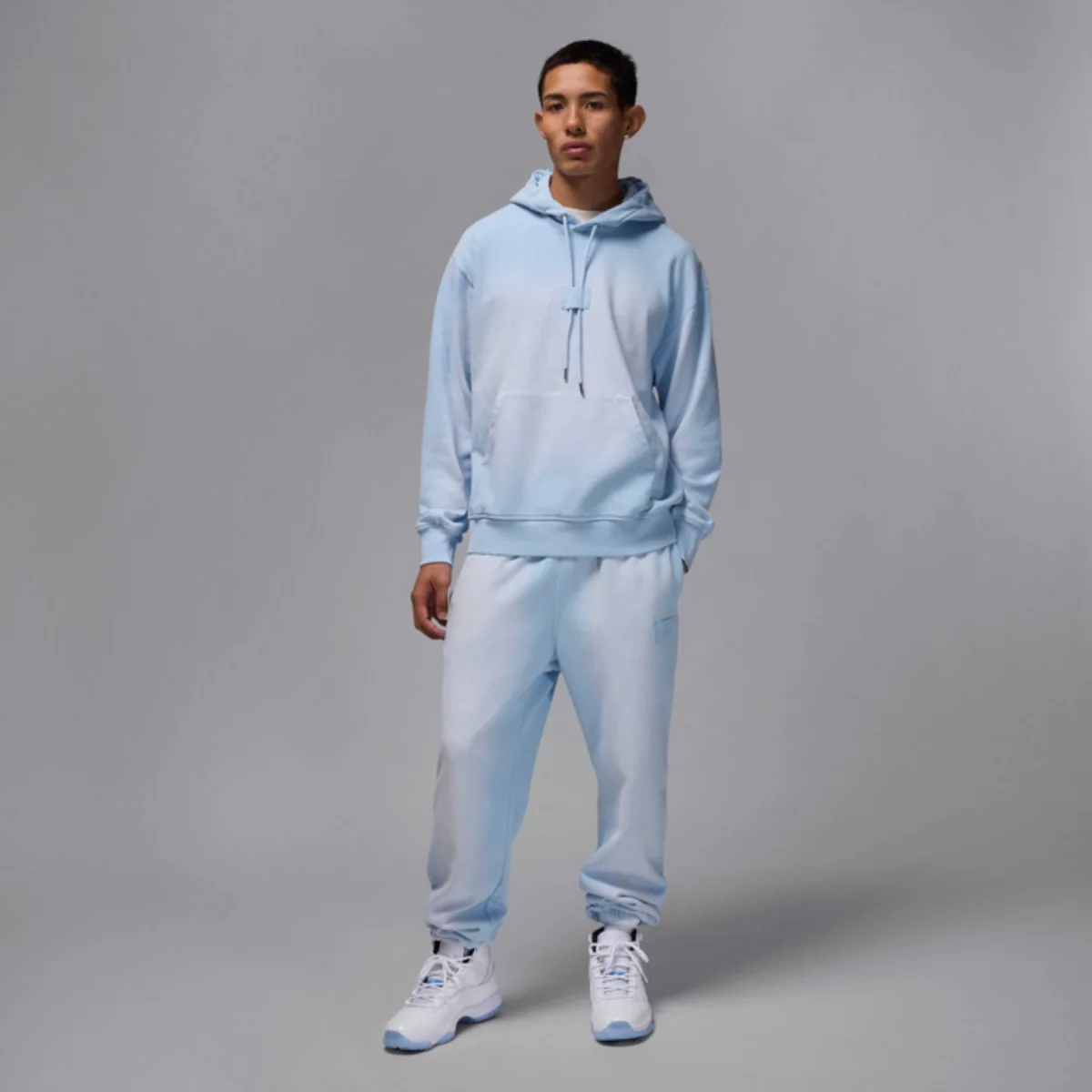 69c11ea7369f5Jordan_Flight_Fleece_andriko_panteloni_formas_4_