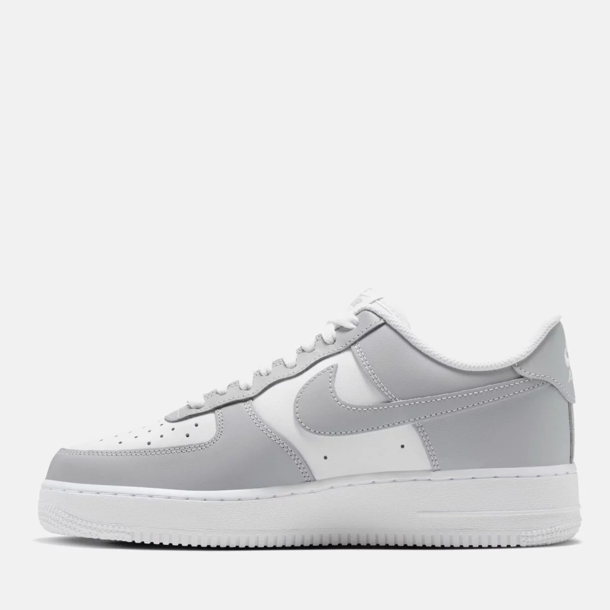698dc8961e659nike_air_force_1_07_andrika_sneakers_6_