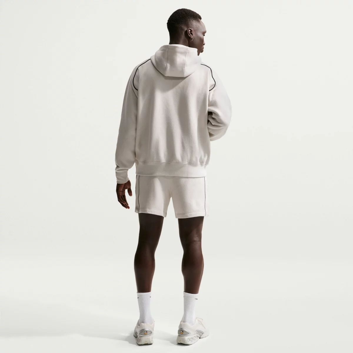 699447c461ce1nike_sportswear_air_fleece_pullover_andriko_fouter_3_
