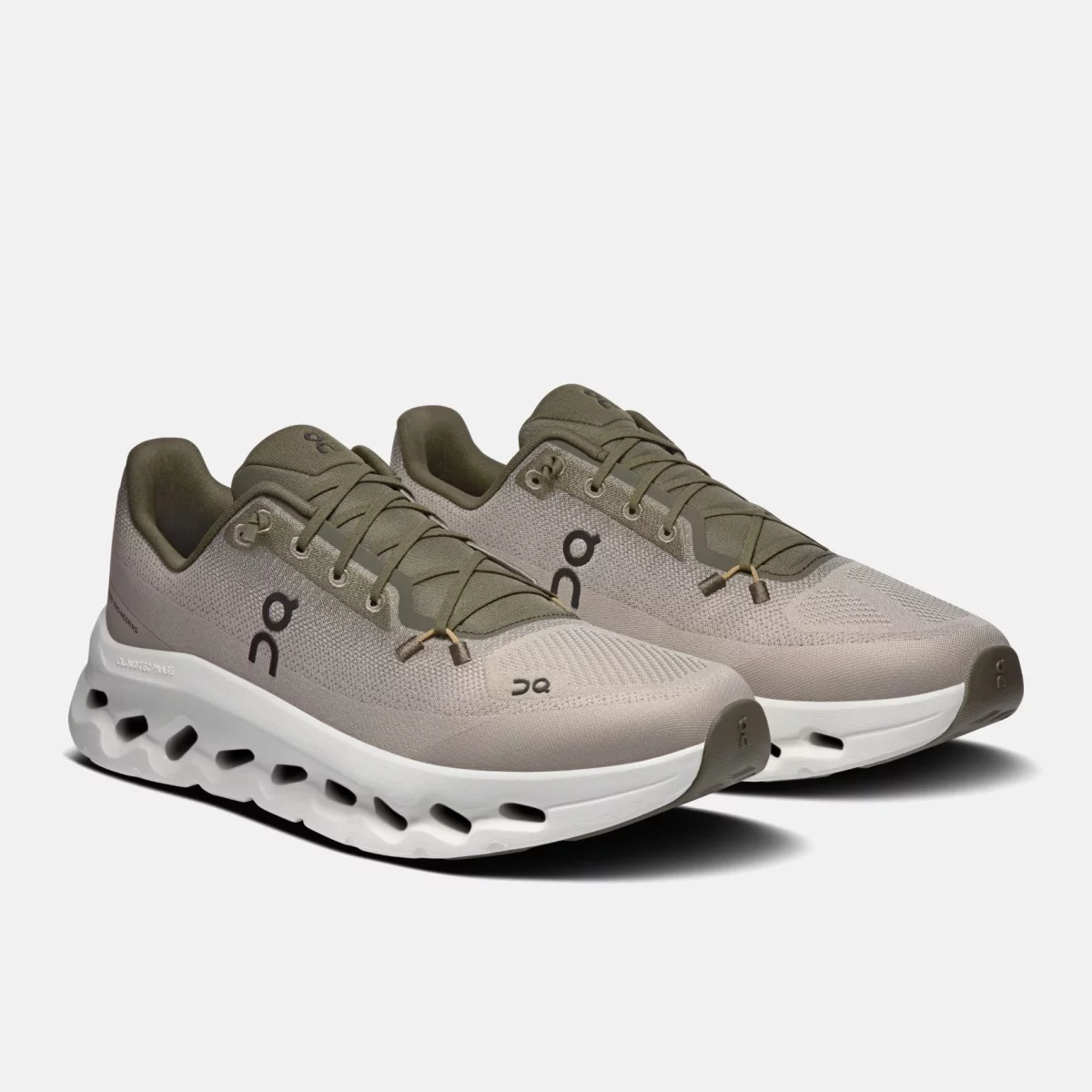6997252cd9ac7on_cloudtilt_andrika_sneakers_3_