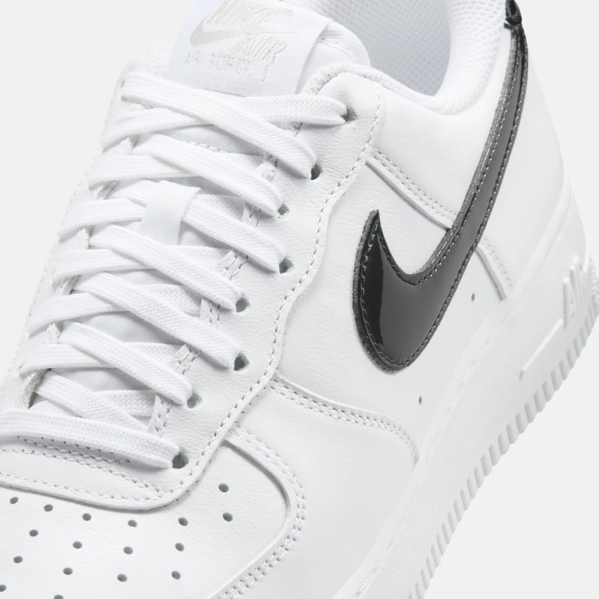 Nike - Nike Air Force 1 ''07 SE Γυναικεία Sneakers - WHITE-BLAK (0275)