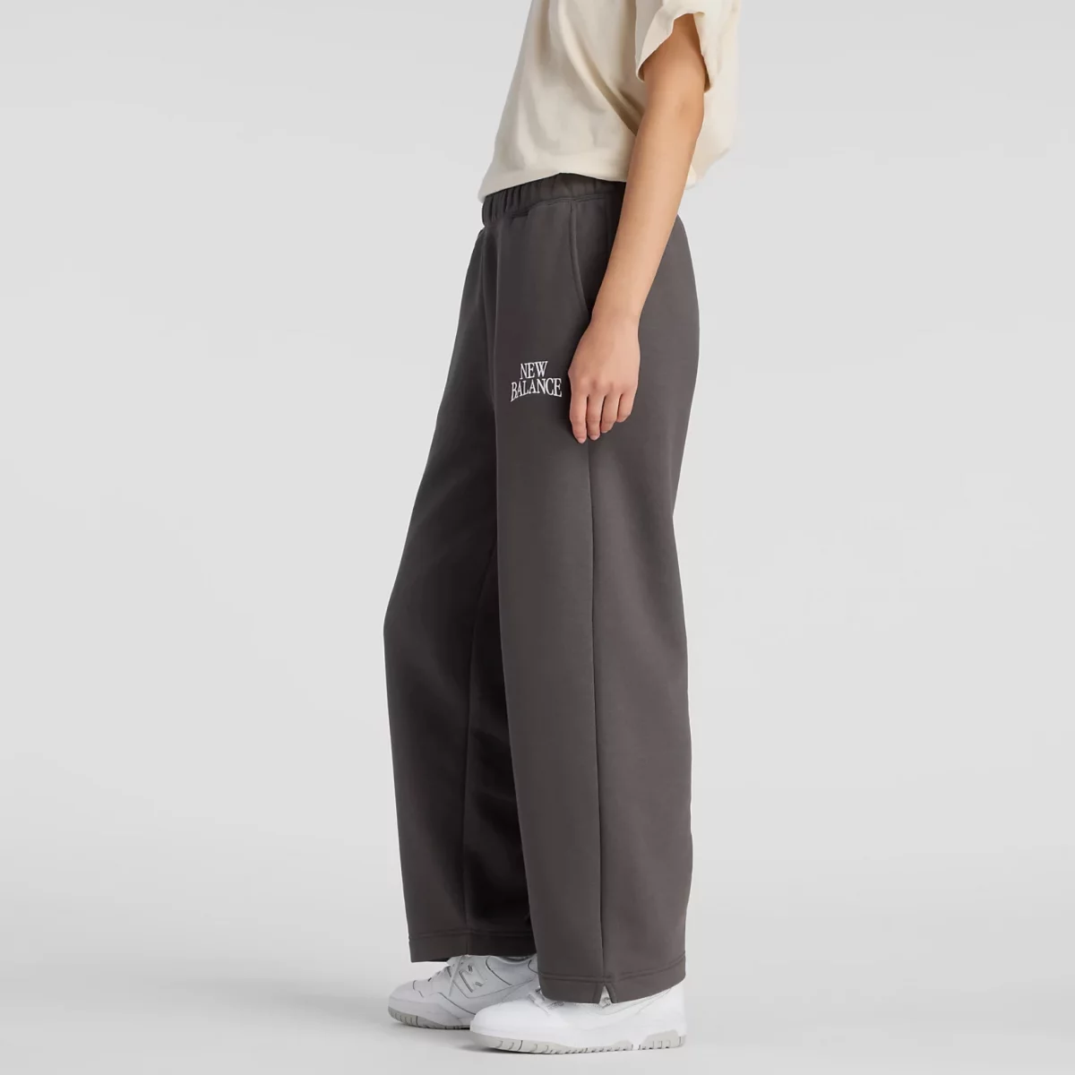6979f0544cd27new_balance_linear_heritage_fleece_barrel_gynaikeio_panteloni_formas_4_