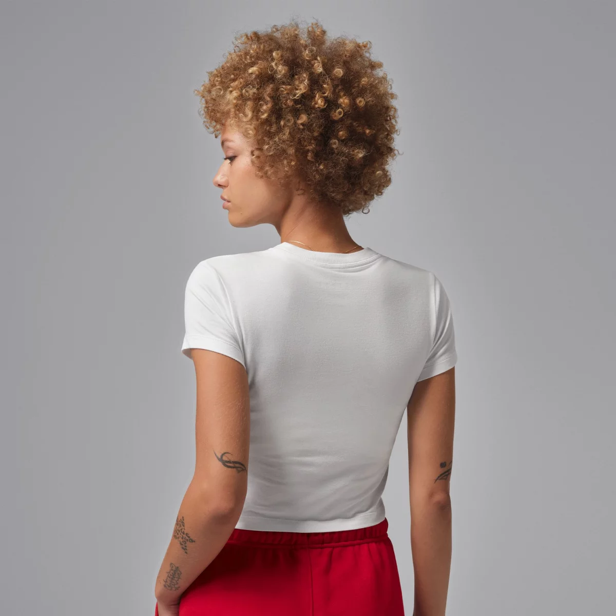 6982087032142jordan_essentials_gynaikeio_t_shirt_4_