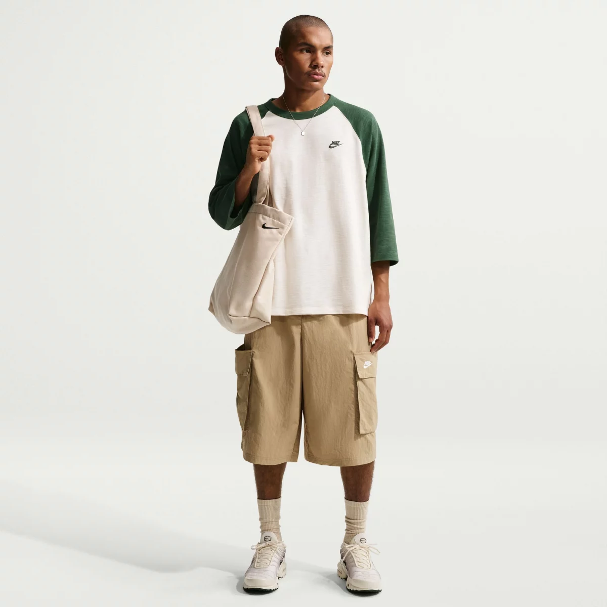 Nike - Nike Sportswear Club Ανδρικό Cargo Σορτς